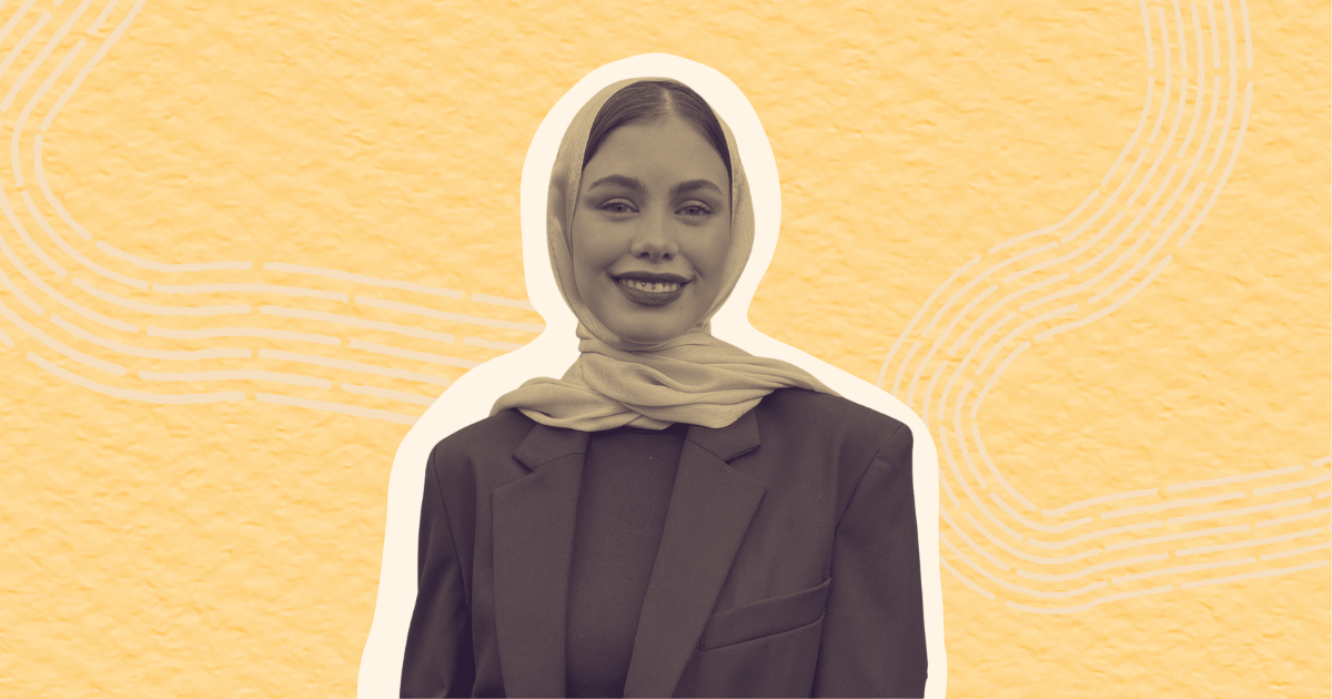 A photgograph of Rayannah against a yellow background.