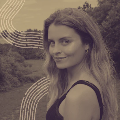 A photograph of Roberta Hollis